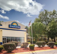 Days Inn by Wyndham Portage - Accommodation Los Angeles