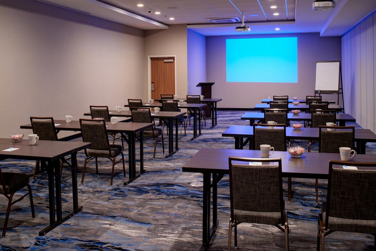 Fairfield Inn & Suites By Marriott Columbus, IN - thumb 12