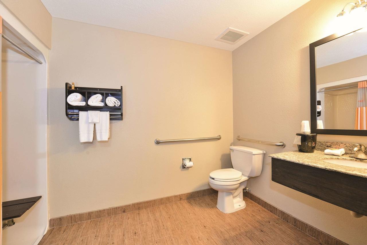 La Quinta By Wyndham Indianapolis Greenwood - thumb 43