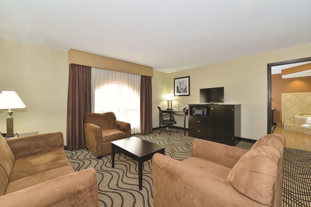 La Quinta By Wyndham Indianapolis Greenwood - thumb 11