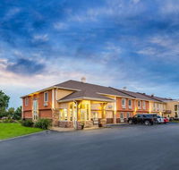 Days Inn  Suites by Wyndham Coralville / Iowa City - Accommodation Los Angeles