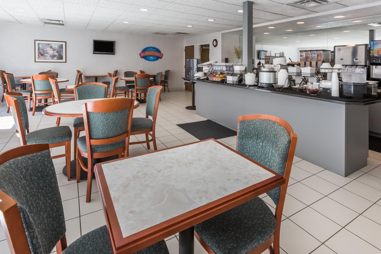 Baymont By Wyndham Des Moines Airport - thumb 10