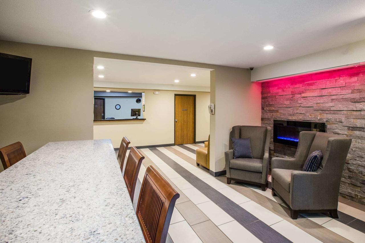 Baymont By Wyndham Cedar Rapids - thumb 22