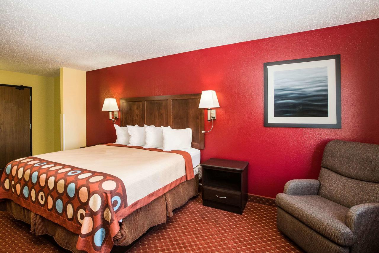 Baymont By Wyndham Cedar Rapids - thumb 18