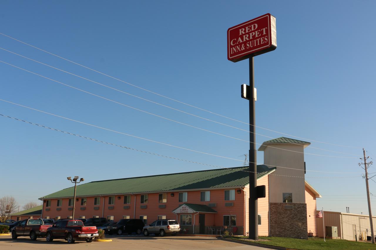 Red Carpet Inn & Suites North Sioux City - thumb 0