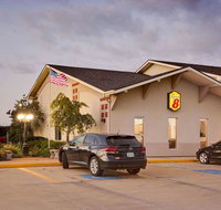 Super 8 by Wyndham Keokuk - Accommodation Los Angeles