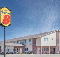 Super 8 by Wyndham Forest City - Accommodation Los Angeles