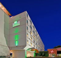 Holiday Inn At the Campus - Accommodation Los Angeles