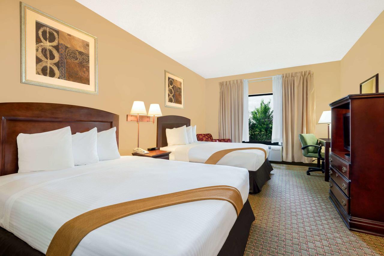 Days Inn By Wyndham McPherson - thumb 35