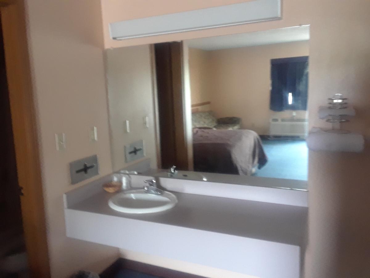 Steakhouse Motel - thumb 5