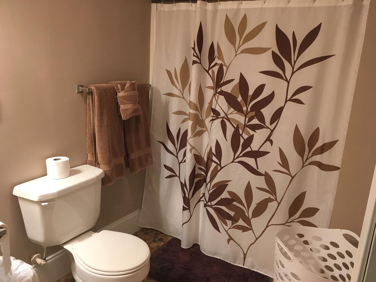 Tug Valley Inn - thumb 2