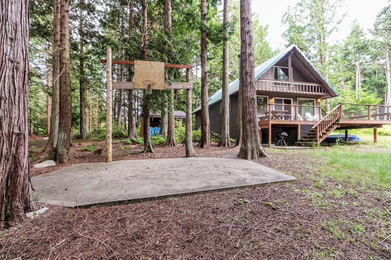 The Chalet On Lopez - thumb 3