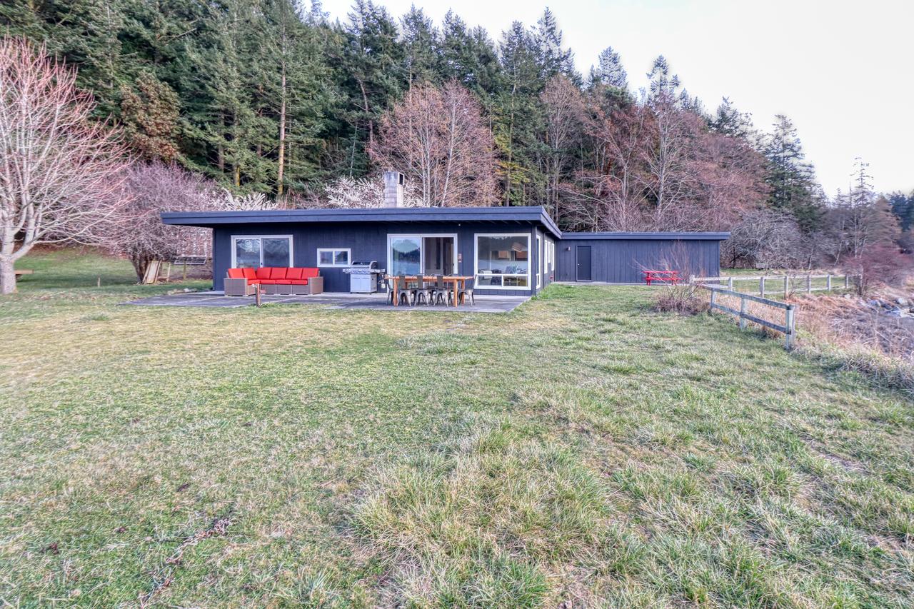 Lopez Island Mud Bay Waterfront Home - thumb 36
