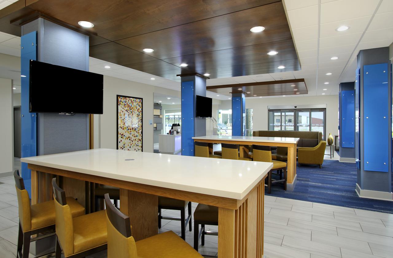 Holiday Inn Express & Suites - Lake Charles South Casino Area - thumb 26