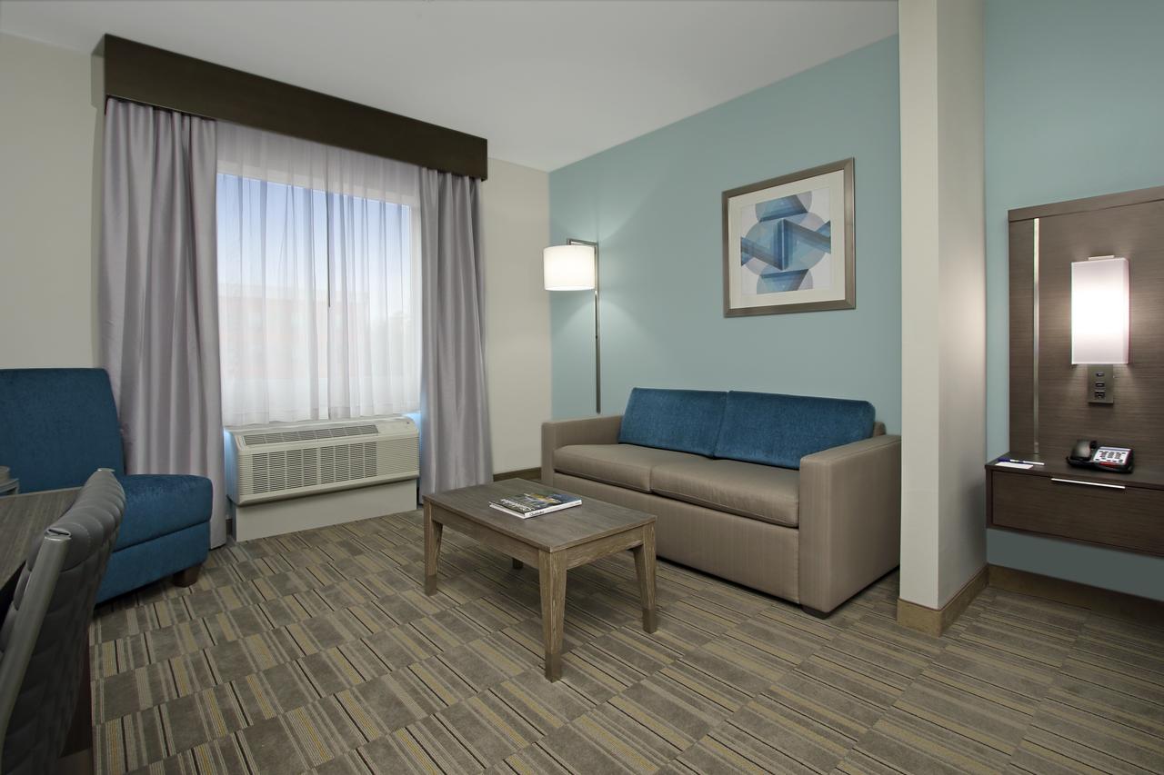 Holiday Inn Express & Suites - Lake Charles South Casino Area - thumb 7