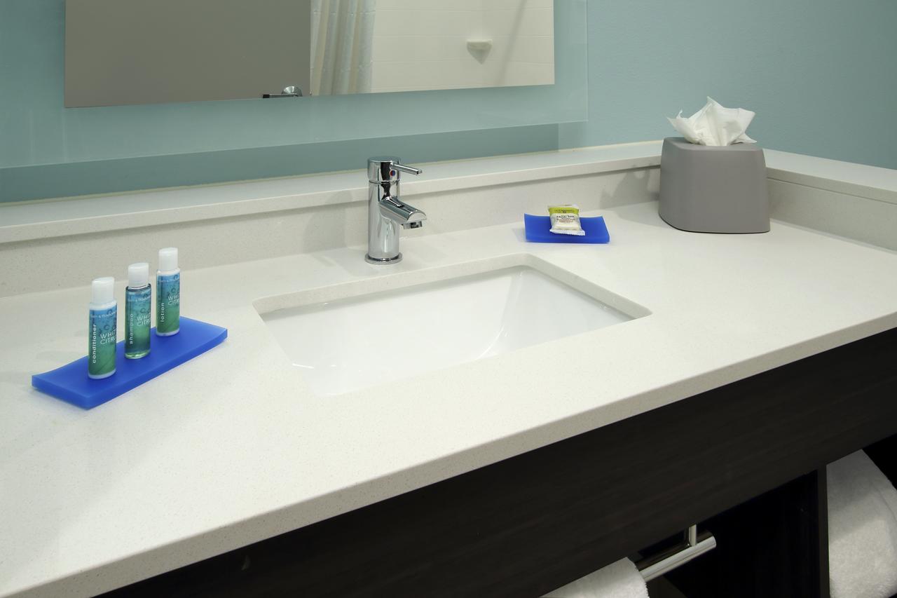 Holiday Inn Express & Suites - Lake Charles South Casino Area - thumb 2