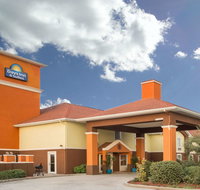 Days Inn  Suites by Wyndham Thibodaux - Accommodation Los Angeles