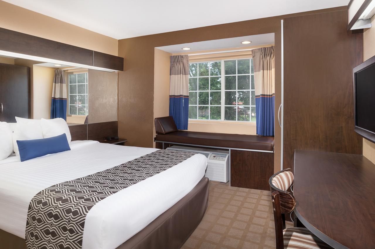 Microtel Inn And Suites Lafayette - thumb 26