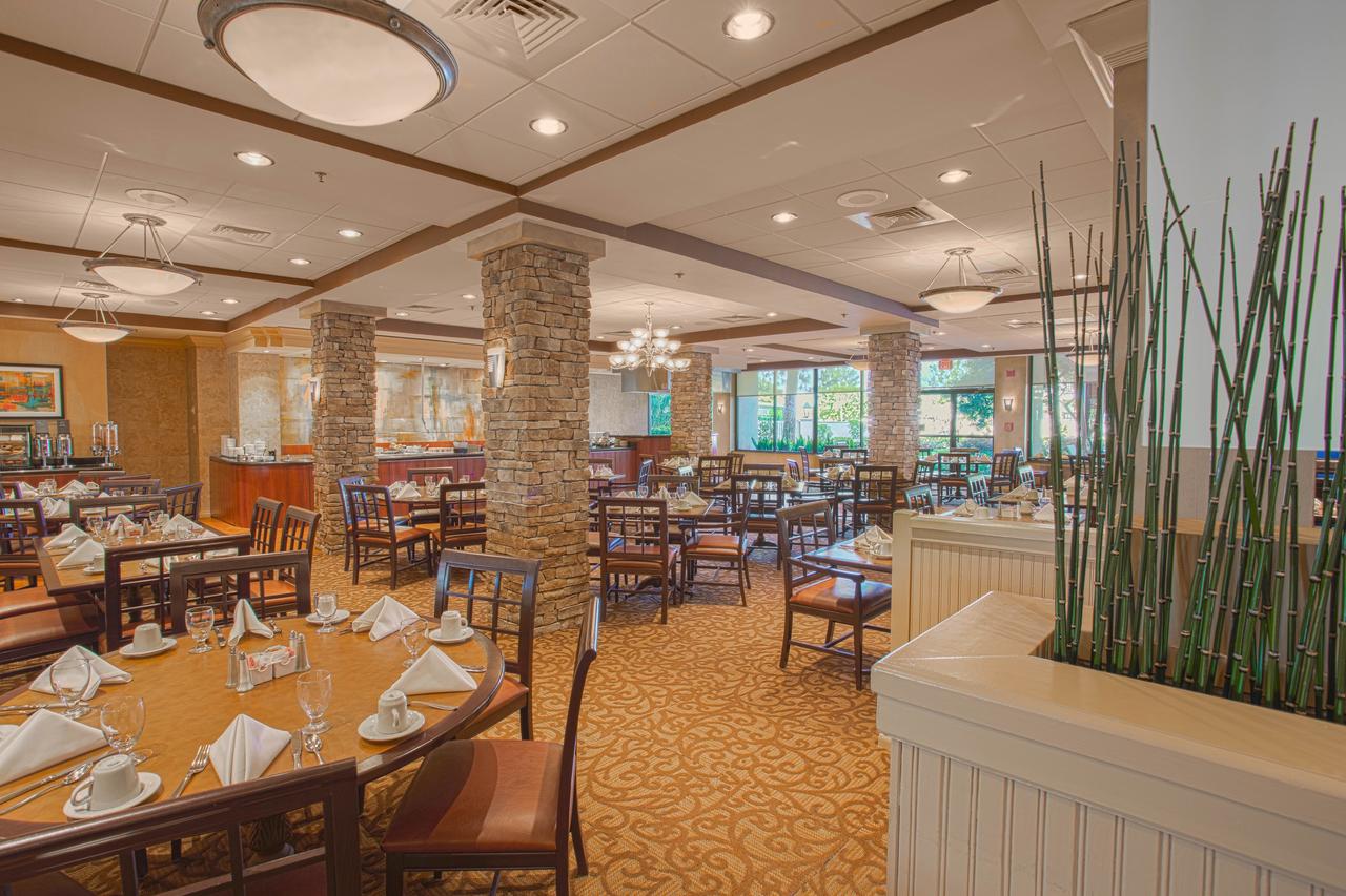 Crowne Plaza Hotel Executive Center Baton Rouge - thumb 16