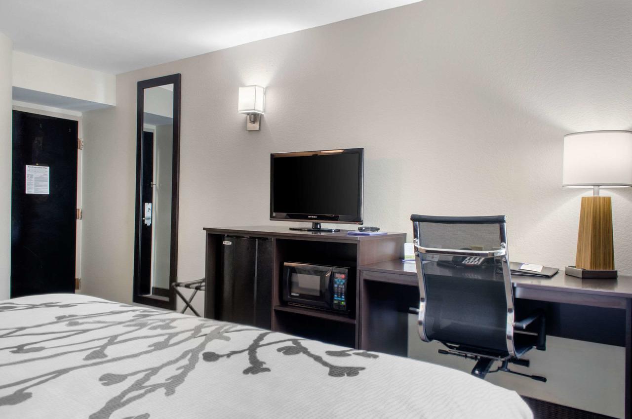 Sleep Inn South - thumb 17