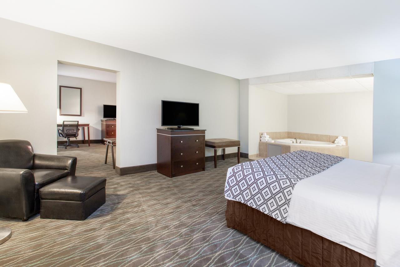 Wyndham Garden Lafayette - thumb 26