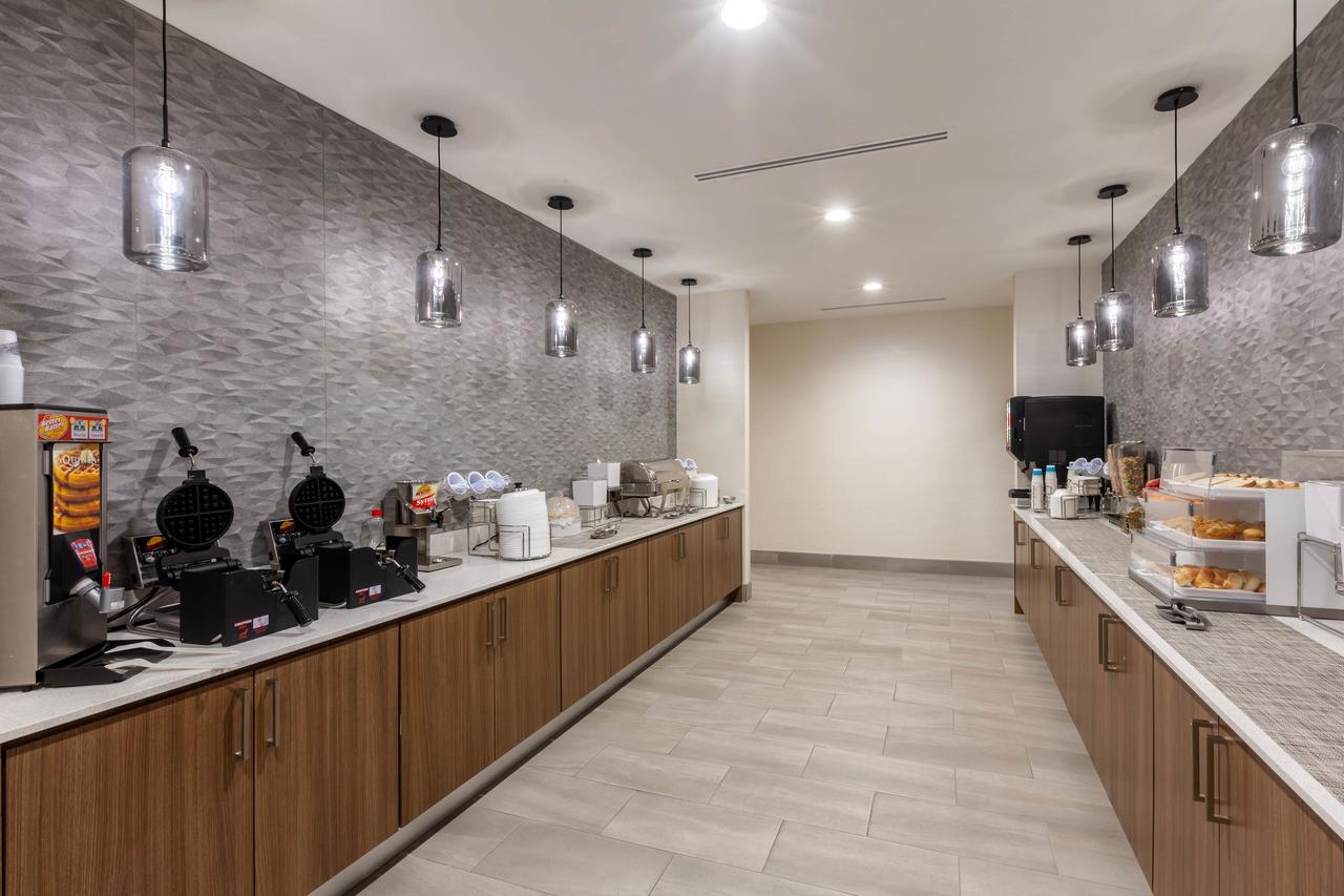 La Quinta Inn & Suites By Wyndham Lafayette Oil Center - thumb 16