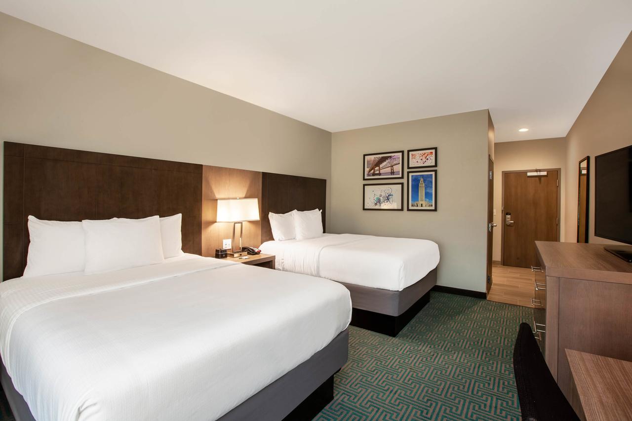 La Quinta Inn & Suites By Wyndham Lafayette Oil Center - thumb 2