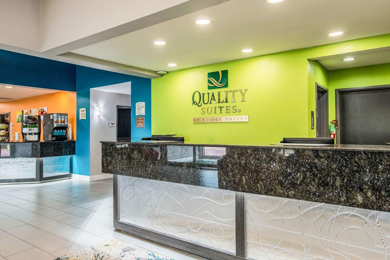Quality Suites Downtown Convention Center - thumb 40
