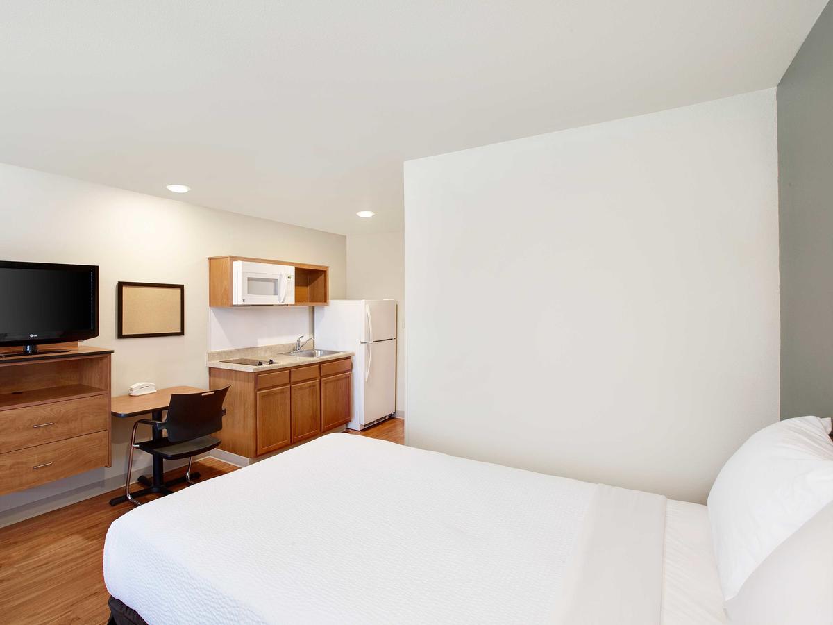 WoodSpring Suites Lake Charles - thumb 18