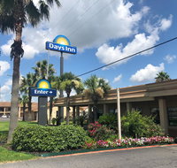 Days Inn by Wyndham Lake Charles - Accommodation Los Angeles