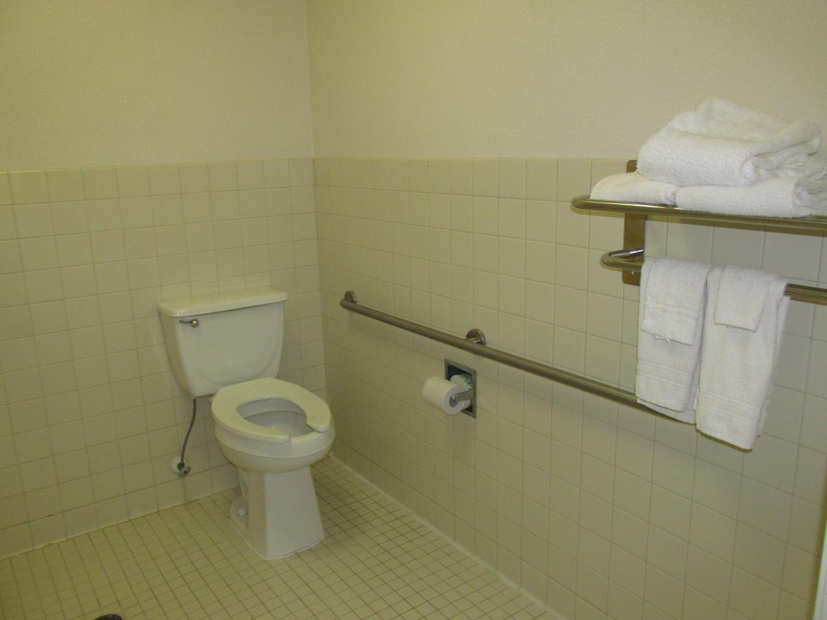 Americas Best Value Inn And Suites Lake Charles - thumb 12