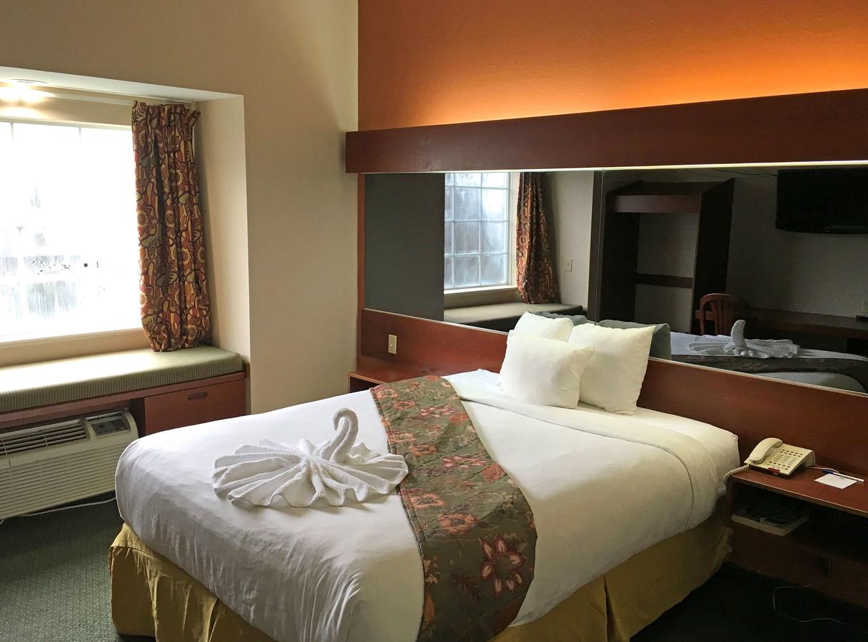 Americas Best Value Inn And Suites Lake Charles - thumb 1