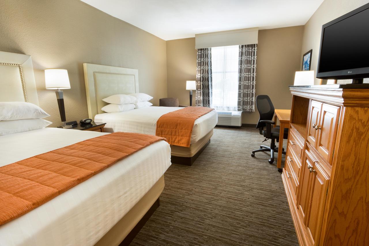 Drury Inn & Suites LaFayette - thumb 10