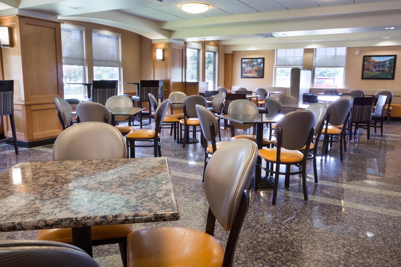 Drury Inn & Suites LaFayette - thumb 5