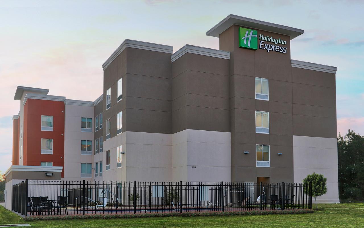 Holiday Inn Express Slidell