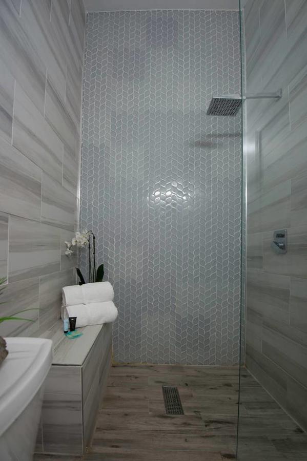5 BR - Sleeps 8! Steps From Bourbon Street! - thumb 6