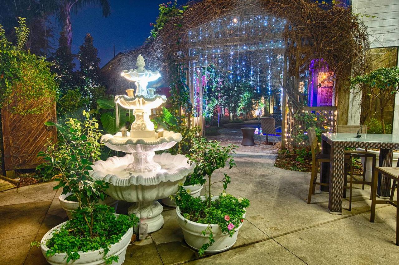 5 BR - Sleeps 8! Steps From Bourbon Street! - thumb 18