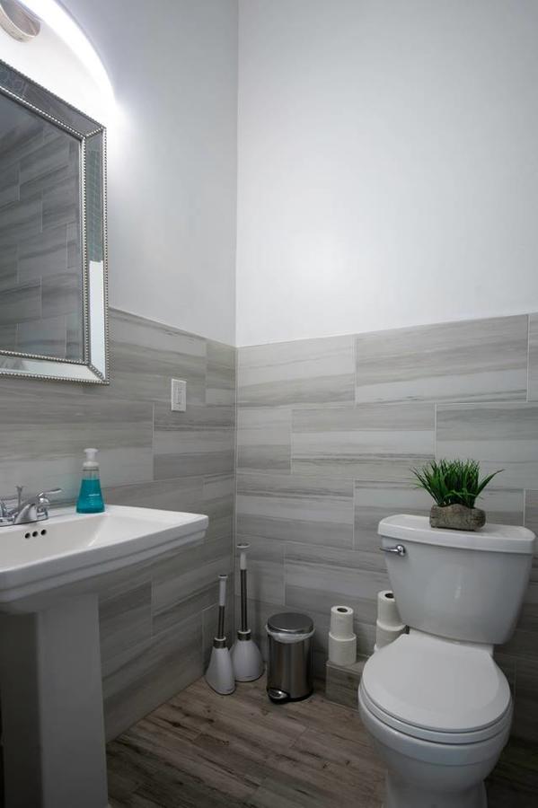 5 BR - Sleeps 8! Steps From Bourbon Street! - thumb 27