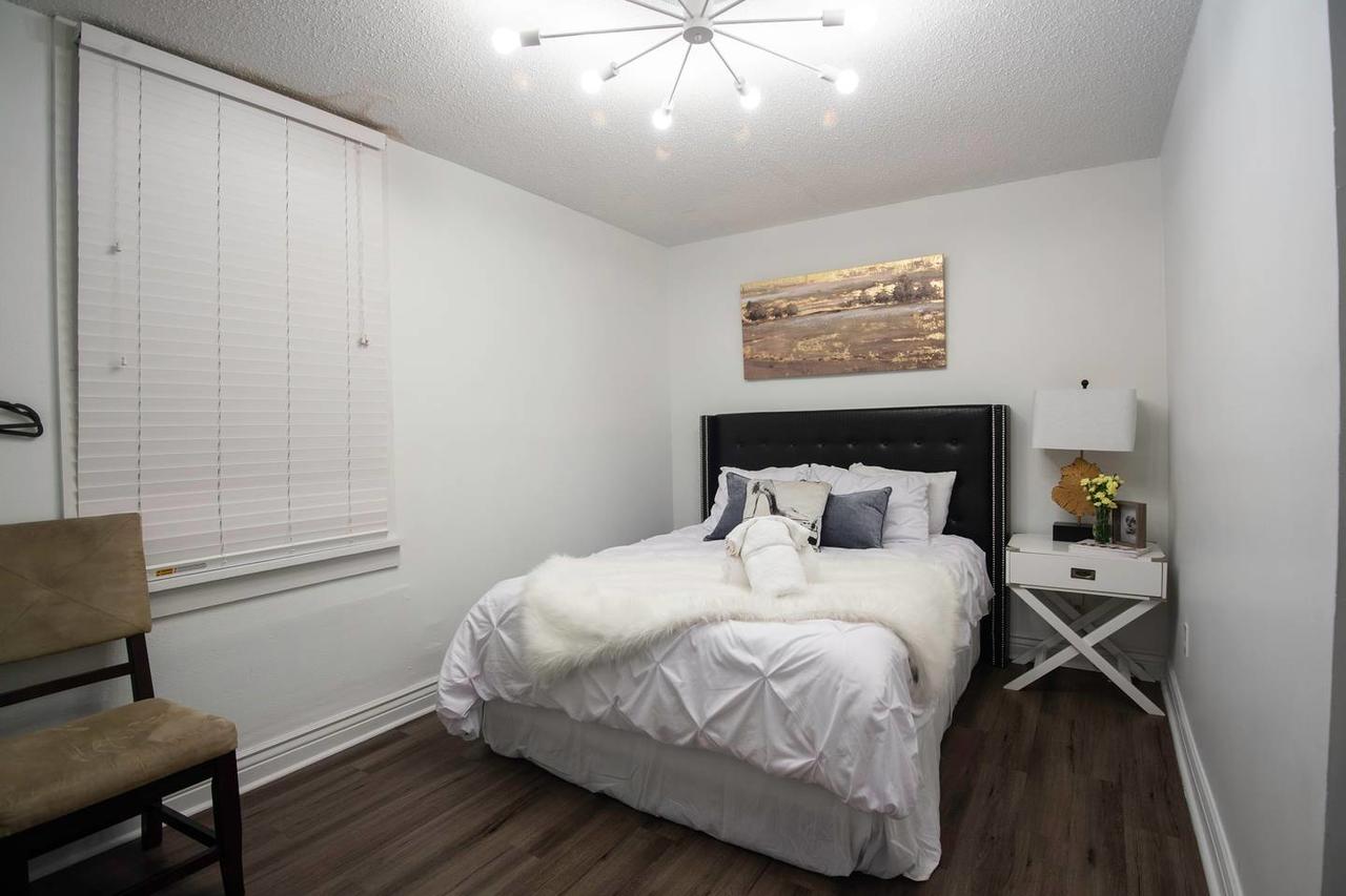 5 BR - Sleeps 8! Steps From Bourbon Street! - thumb 21