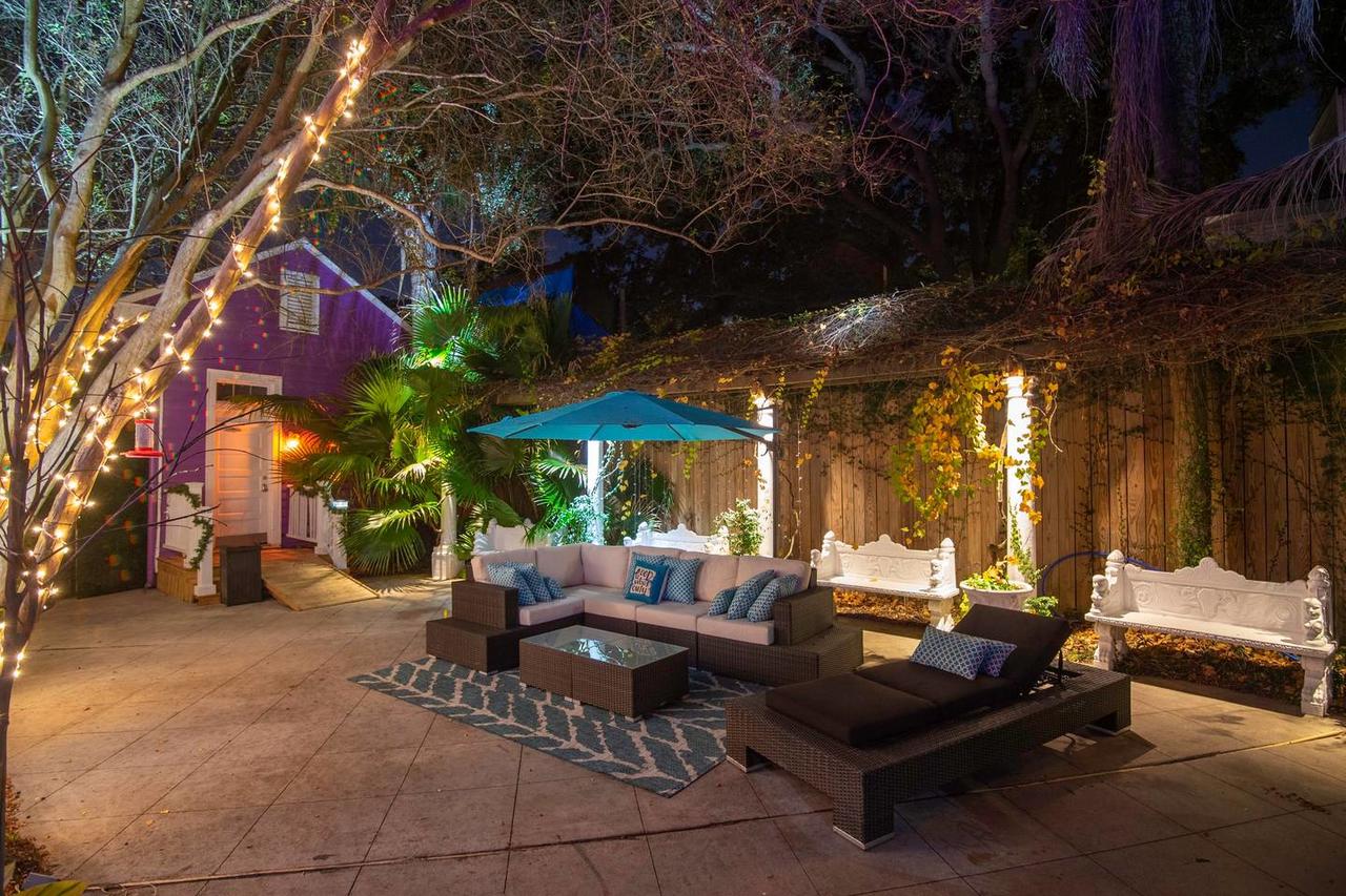 5 BR - Sleeps 8! Steps From Bourbon Street! - thumb 17