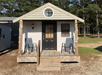 Booking Basile Accommodation Los Angeles