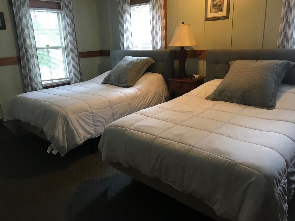 Sebago Lake Lodge & Cottages - thumb 7