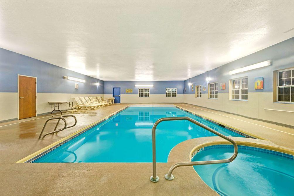 York Microtel Inn & Suites By Wyndham - thumb 3