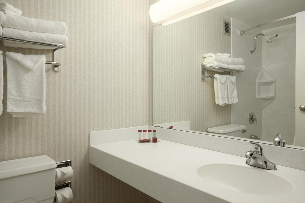 Ramada By Wyndham Bangor - thumb 14