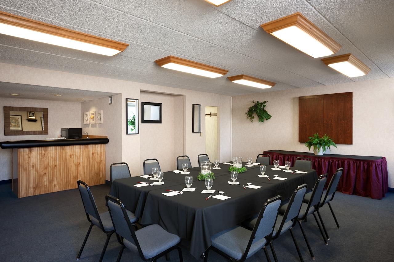 Ramada By Wyndham Bangor - thumb 15