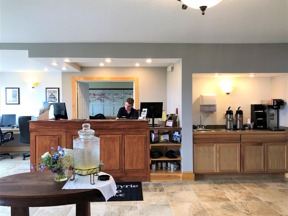 Atlantic Eyrie Lodge - thumb 25