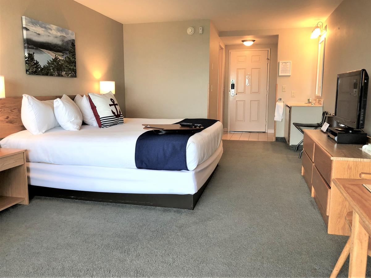 Atlantic Eyrie Lodge - thumb 4