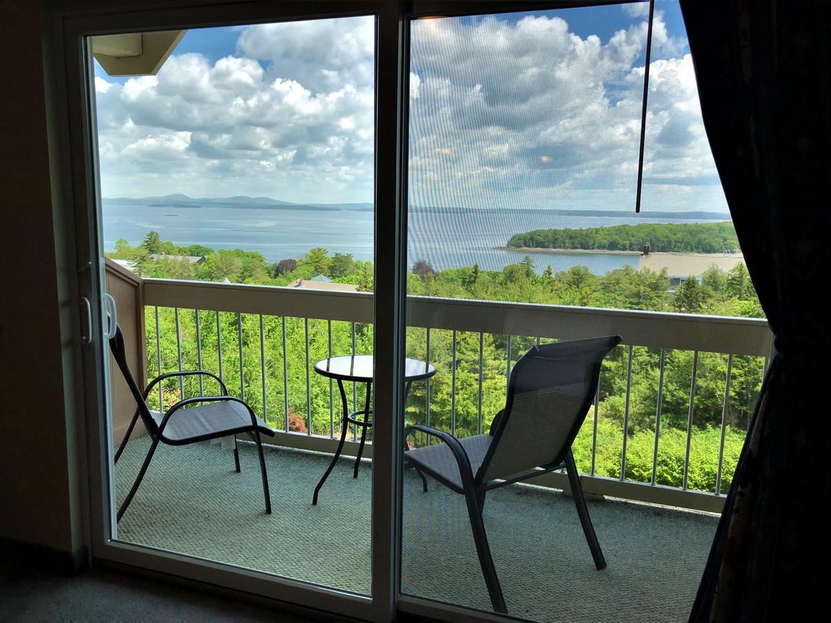 Atlantic Eyrie Lodge - thumb 13