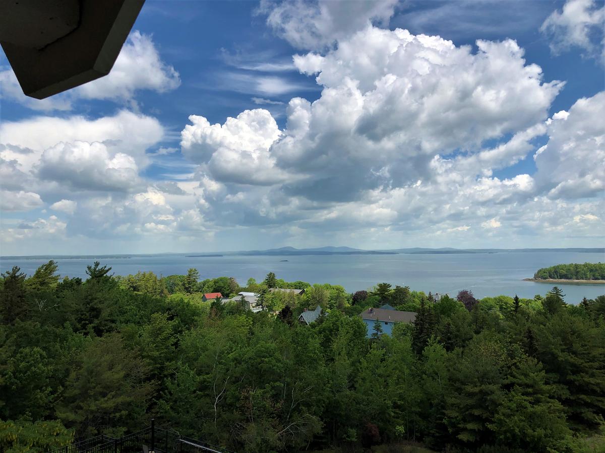 Atlantic Eyrie Lodge - thumb 11