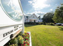 Acadia Inn